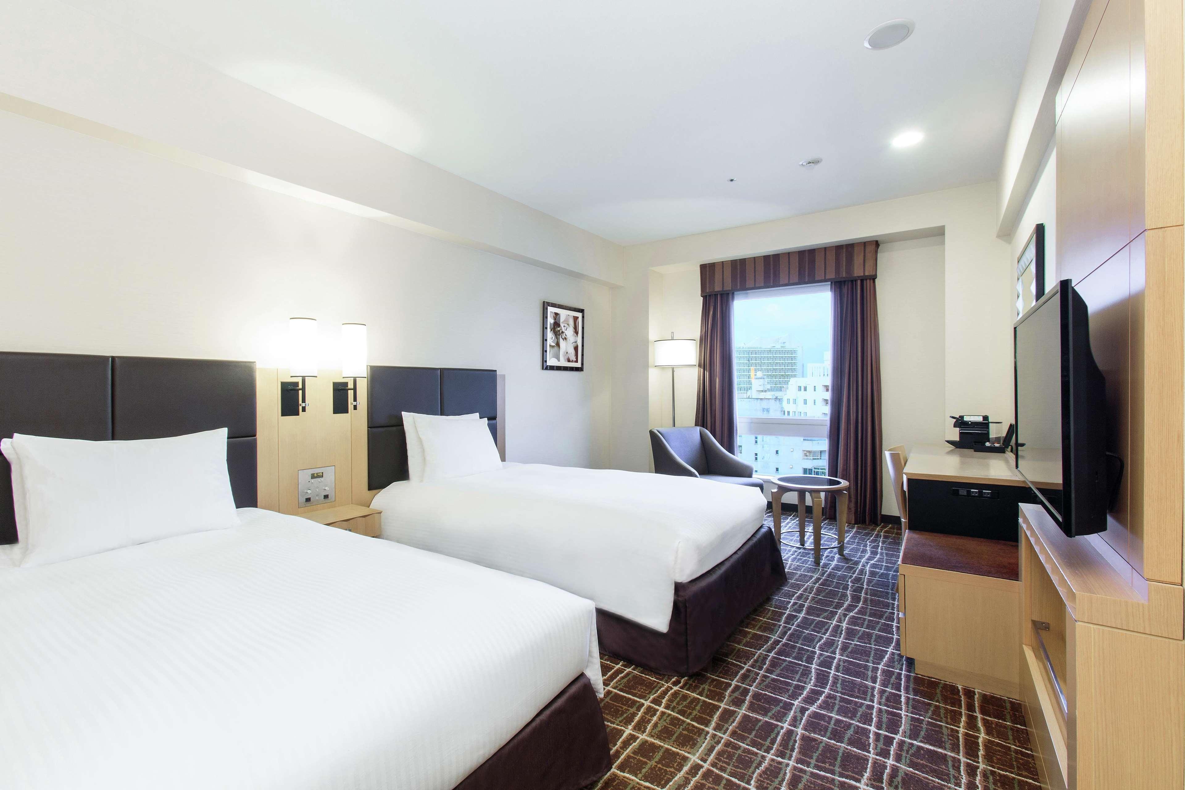 Hotel Doubletree By Hilton Naha Zewnętrze zdjęcie