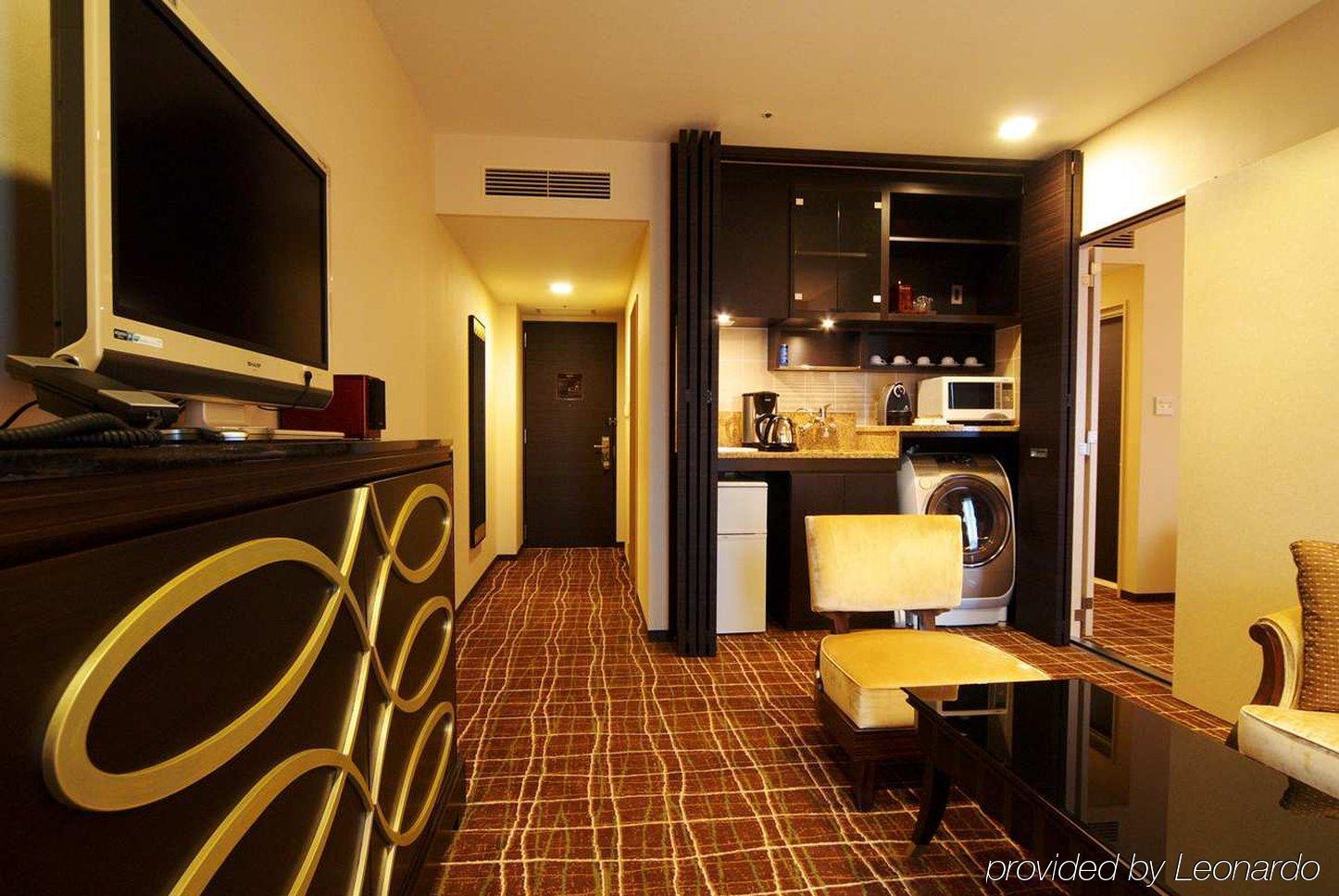 Hotel Doubletree By Hilton Naha Zewnętrze zdjęcie